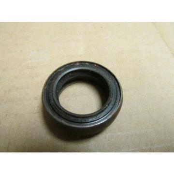 NIB NATIONAL 6847-2 OIL SEAL 6847S SHAFT BEARING MULTI PURPOSE 24x38x13 mm NEW