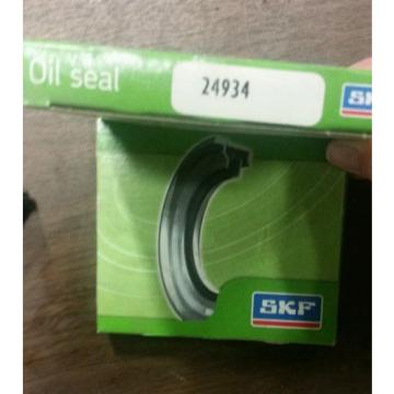  24934 Oil Seal New Grease Seal CR Seal