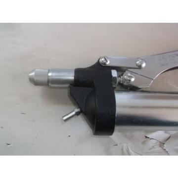 LINCOLN 1037 Grease Gun, Lever Handle, 3000 psi (A57T)