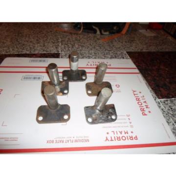 LOT 5 FARIS MACHINERY PIN STRUCTURE ASSEMBLY GREASE FITTING 0750-773 0750-772101