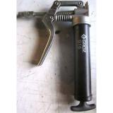 near mint GROZ G16 1 hand grease gun